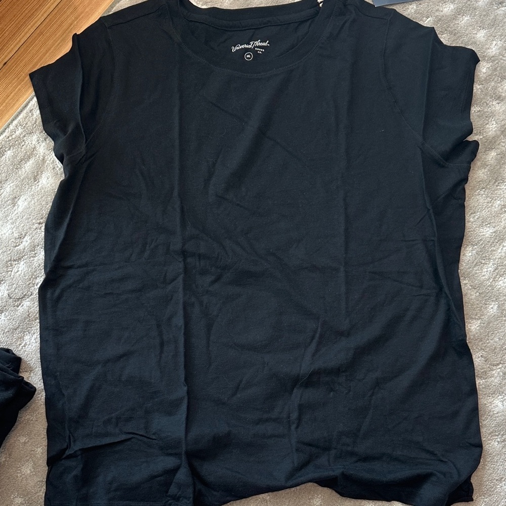 Universal Thread Black Tee XXL, 100% cotton